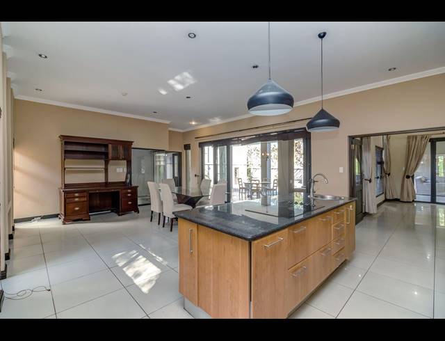 4 BEDROOM HOUSE FOR SALE IN DAINFERN VALLEY ESTATE